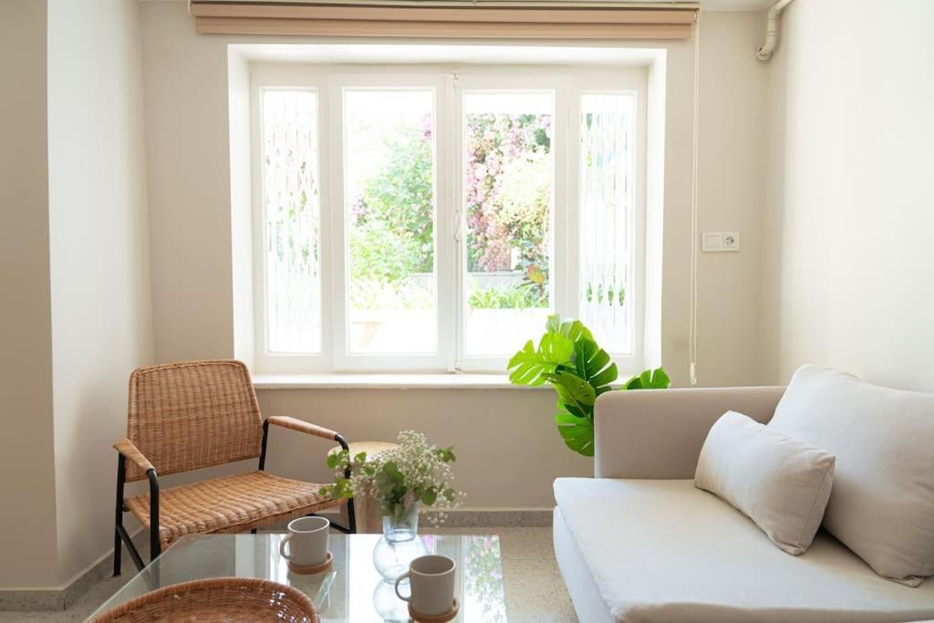 Modern And Designed 2Br W Garden Adalar Exterior foto